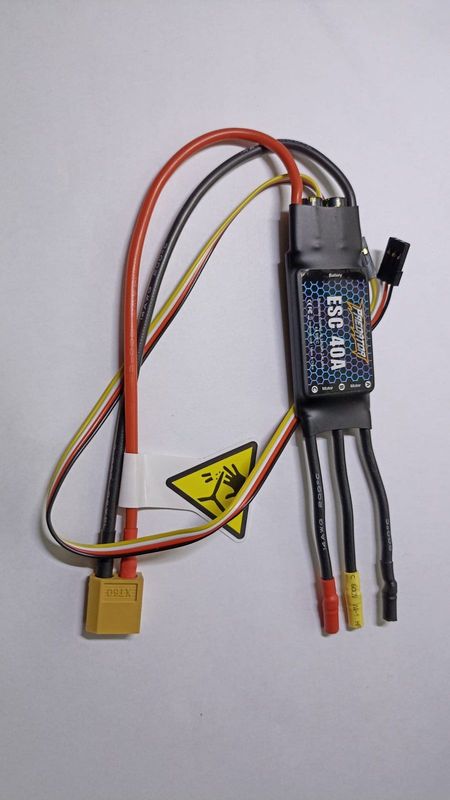 Střídavý regulátor ¨ ESC Predator 40A